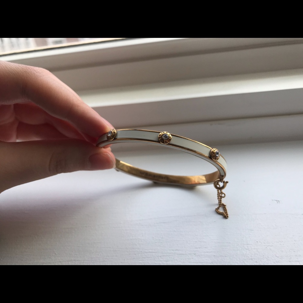 Elegant Henri Bendel Bracelet